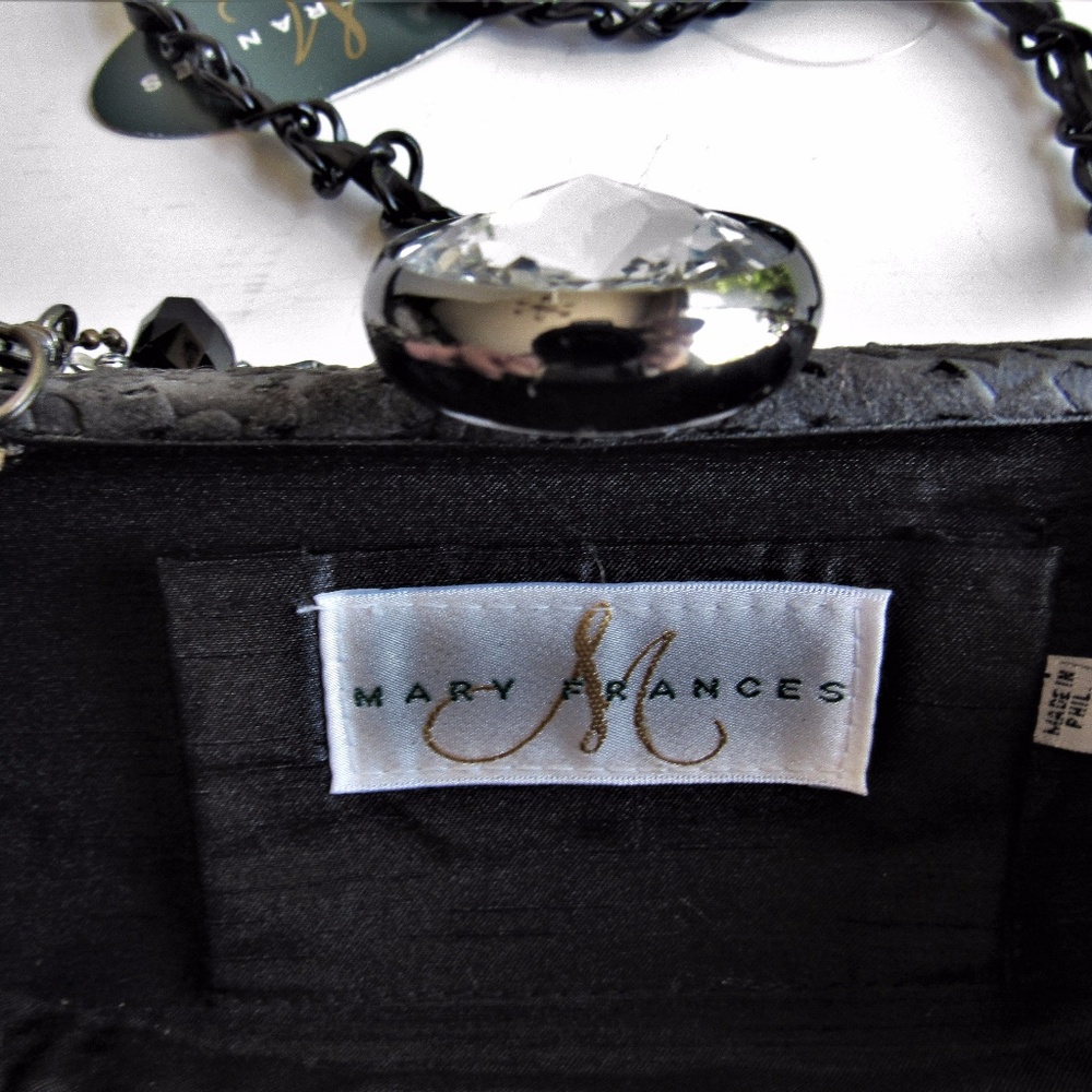 Mary Frances New Sublime Black Beaded E-W Baguette - Picture 8 of 8